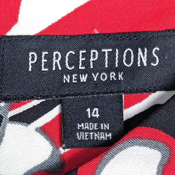 FINAL DAYS $5 Perceptions Red Black White Dress - CLOSET CLOSING   - Picture 8 of 9